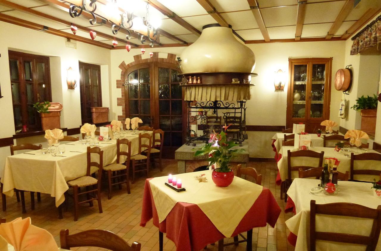 B&B Nella Terra Di Mezzo Caporiacco Екстериор снимка